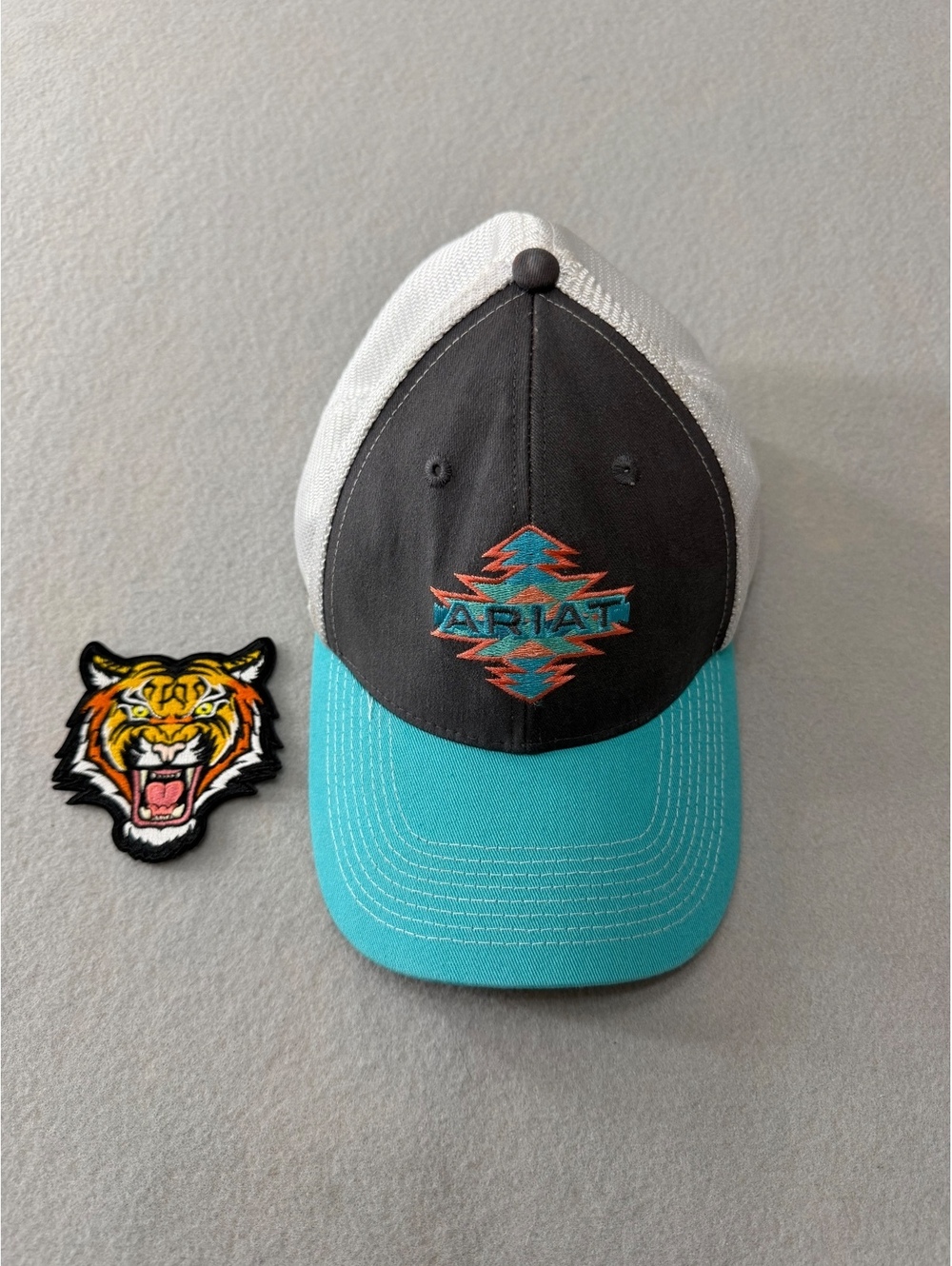 265/560 Ariat Southwest Trucker Hat Black Teal Turquoise Logo Snapback